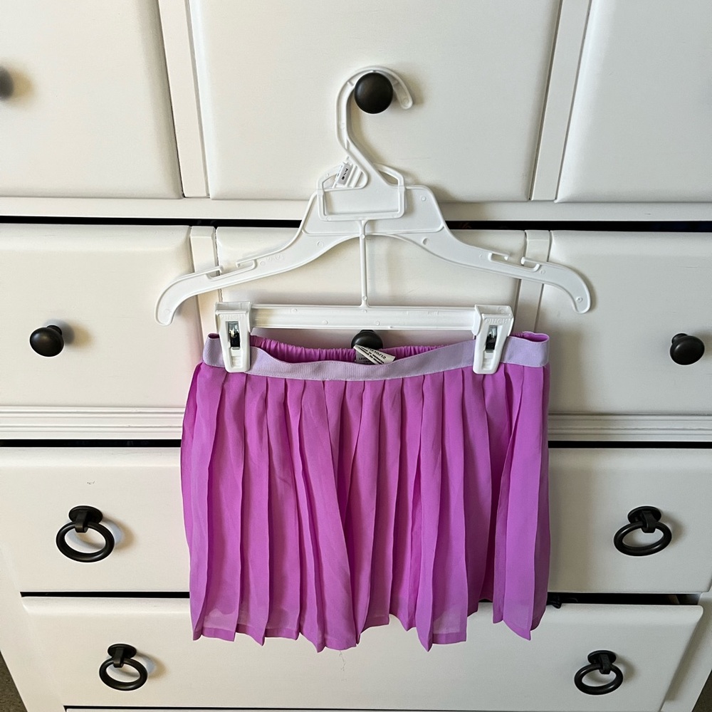 Size 10/12 girls purple skirt!